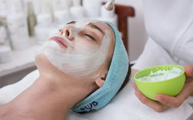 Adana Kuaför ve Güzellik Salonu Reklam Stratejisi