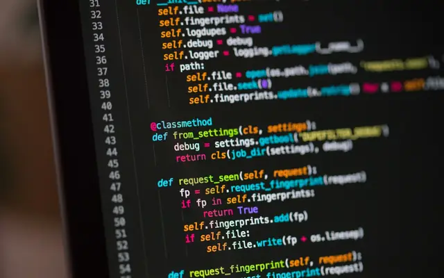 CMS Nedir? (WordPress, Webflow vb.)