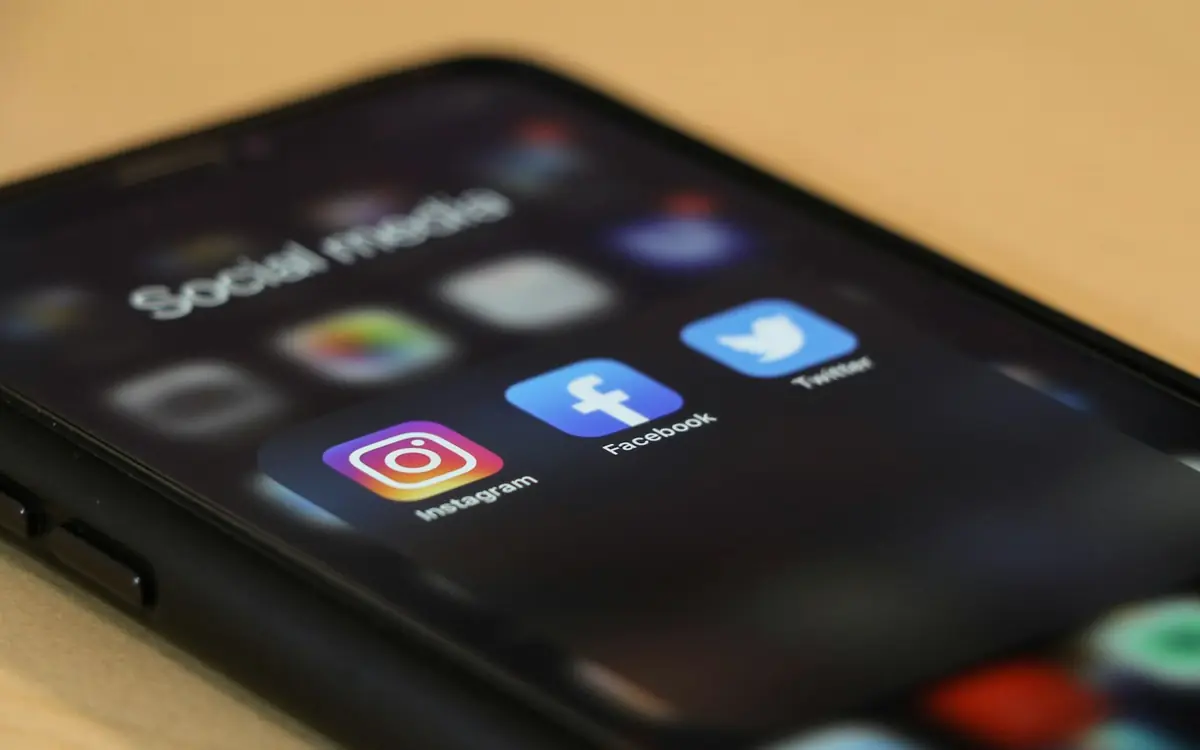 Facebook Reklam Maliyetleri: Bütçe ve Fiyat Rehberi